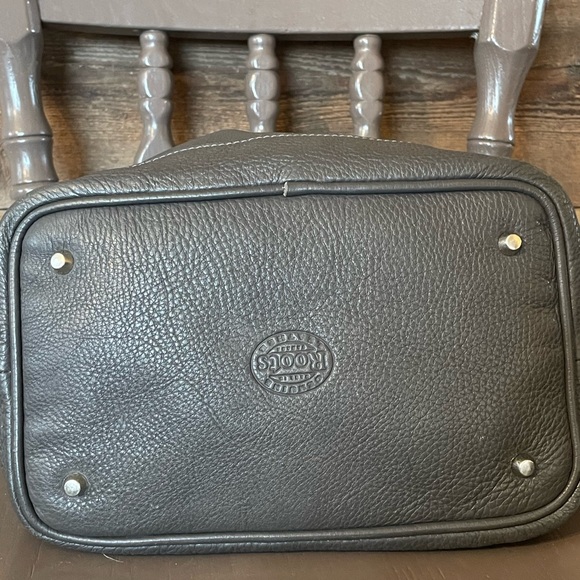 ROOTS Grey Drawstring Crossbody - Picture 3 of 4